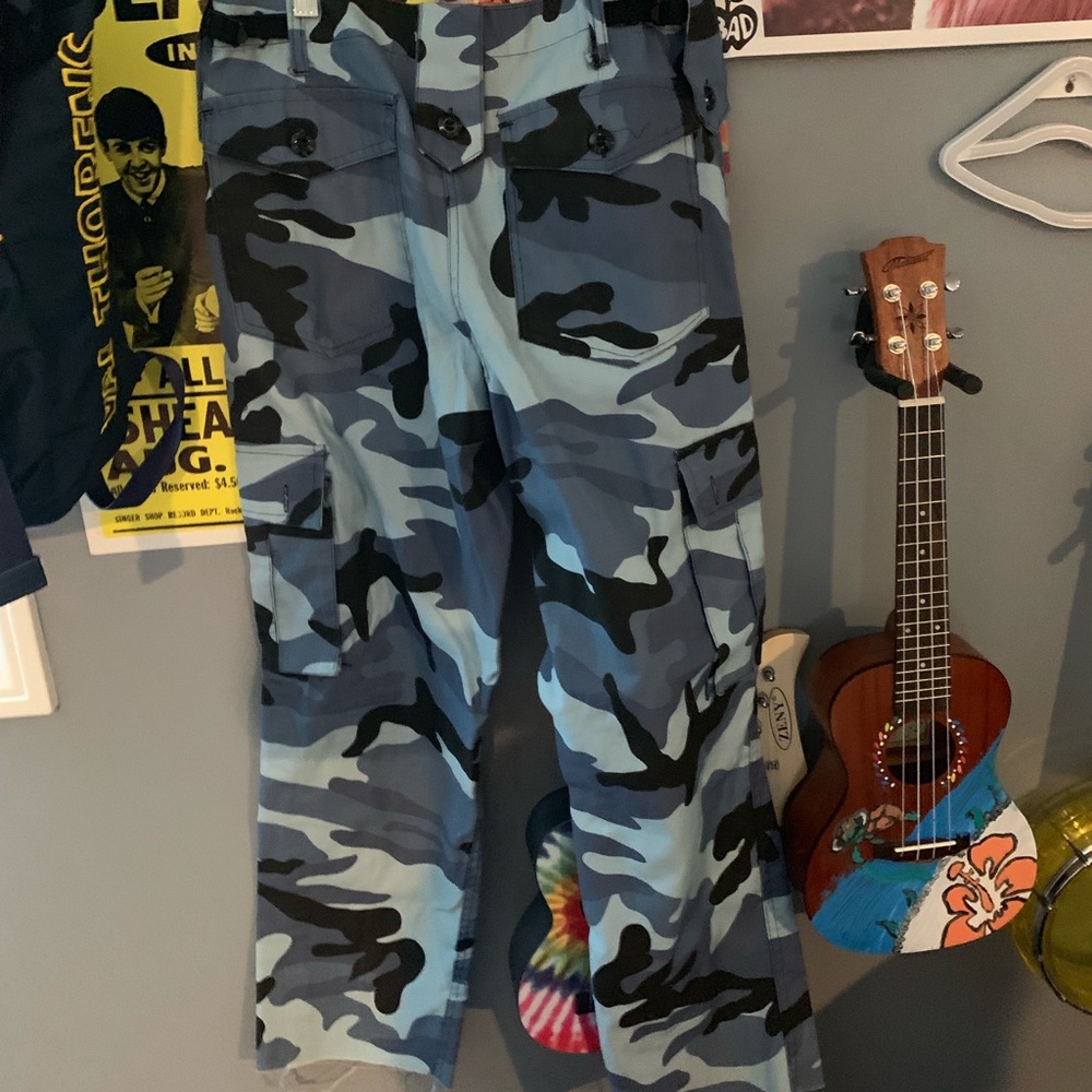blue camo pants - Picture 2 of 2
